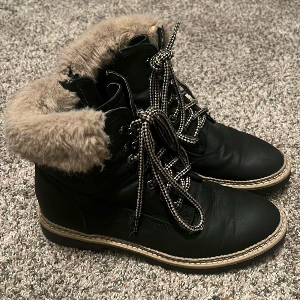 Steve Madden size 7 1/2 boot